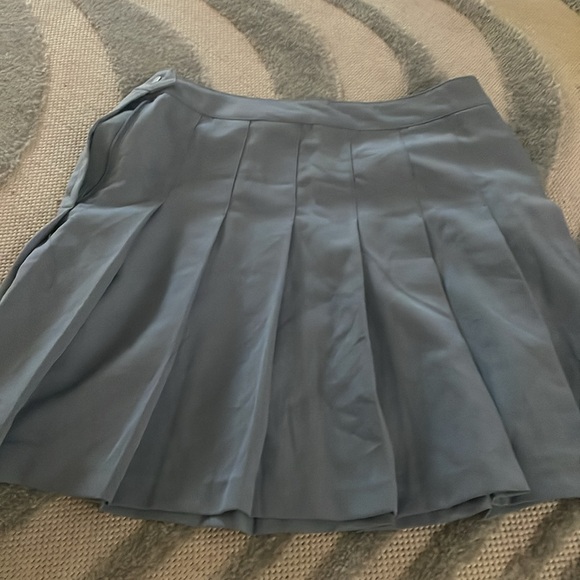 H&M pleated school skirt - Picture 4 of 4